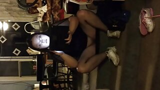 Vidéo de sex-shop avec baise un client lubrique film x vidéo